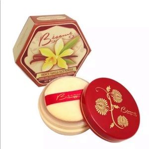 Besame cosmetics French vanilla setting powder